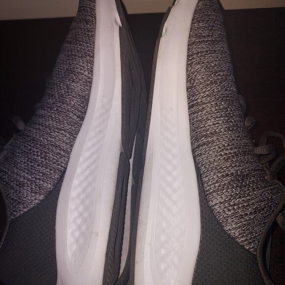 Under Armour Men's Sneakers 10M Charged Pursuit Athletic Lace Up Black White - Picture 11 of 13